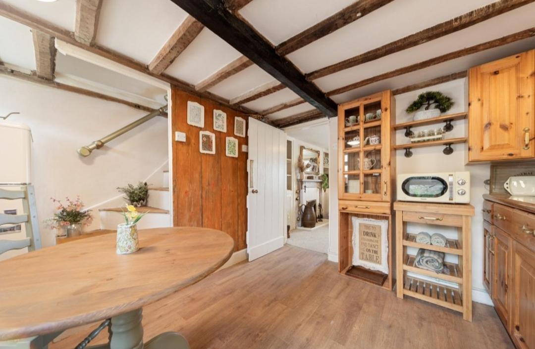 Cottage On The Common เกรทมัลเวิร์น ภายนอก รูปภาพ
